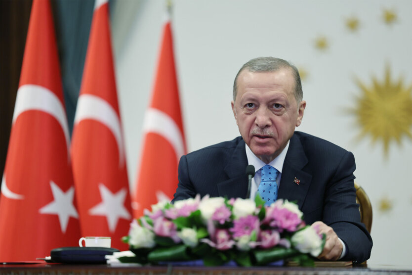Эрдоган заявил, что необходимо избегать каких-либо шагов, которые могут войну в Украине распространить на НАТО