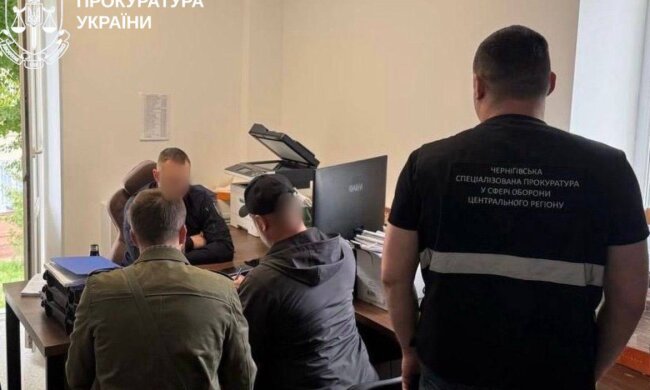 У військових частинах двох регіонів викрито незаконні нарахування