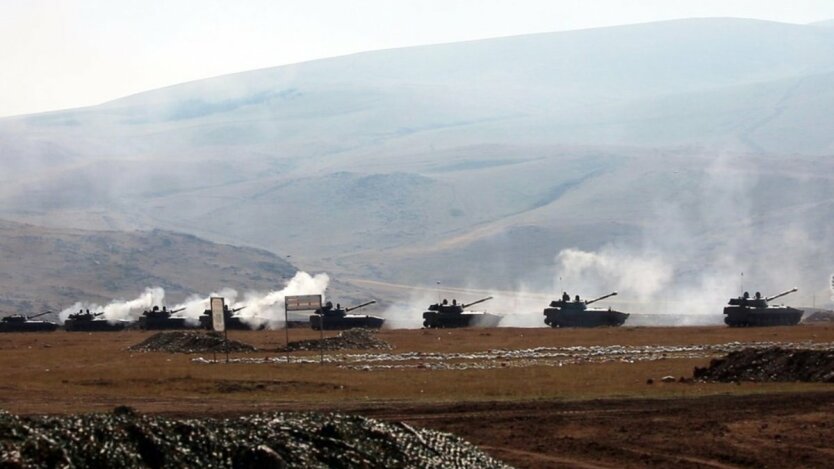 Конфликт в Нагорном Карабахе,Армяно-азербайджанский конфликт