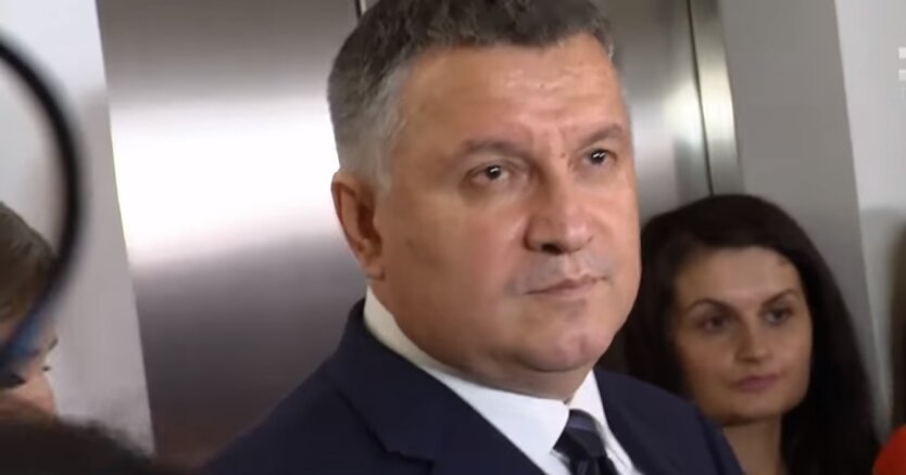 Арсен Аваков, дело против Маркива, гибридный удар по Украине