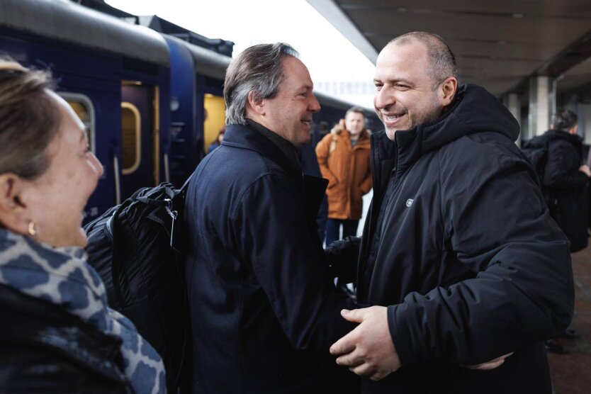 В Киев прибыли советники по вопросам нацбезопасности европейских стран