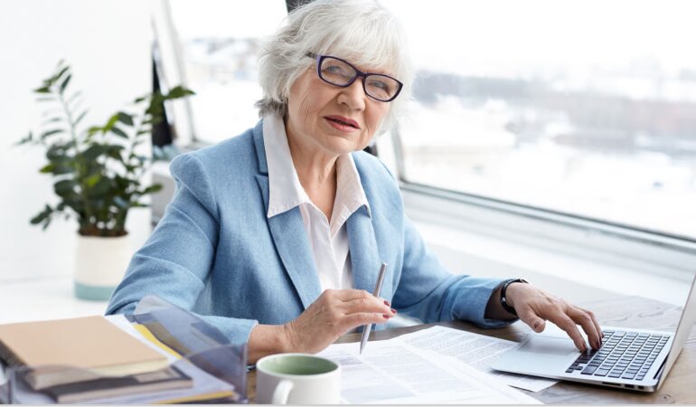 Работа на пенсии / Фото: Freepik