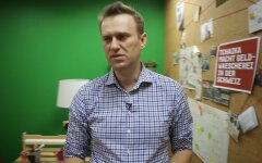 Эмманюэль Макрон,Владимир Путин,Алексей Навальный,яд "Новичок",отравление Навального