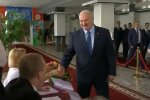 Лукашенко проголосовал на выборах и сделал громкое заявление
