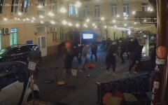 нападение на бар "Хвильовий", Киев