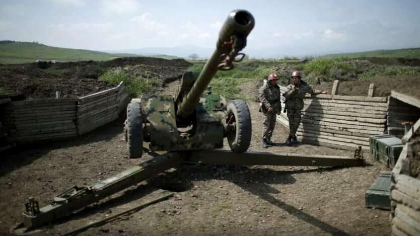 Армяно-азербайджанский конфликт,Война в Нагорной Карабахе,Армения,Азербайджан