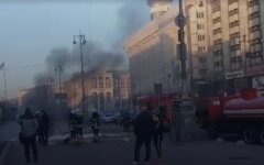 пожар на Крещатике, пожар в Киеве, дым в центер Киеве, горели коммуникации в центре