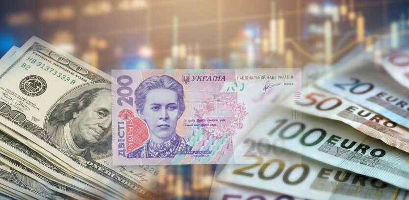 Курс гривны: прогноз по доллару и евро