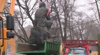 Демонтаж памятника Горькому, Днепр