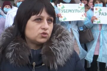 Зеленский фактически "отменит" второй этап медреформы, - СМИ