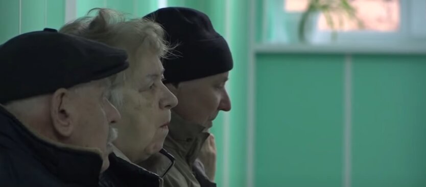 Пенсионеры, пенсия, Украина