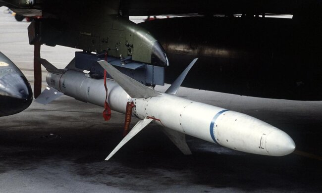 США передали Украине новые ракеты / фото Defense Visual Information Center