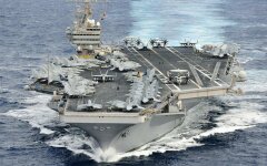 Авианосец США Авраам Линкольн