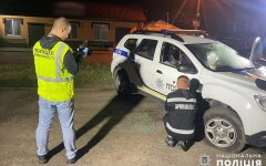 Пьяный нарушитель комендантского часа расстрелял полицейских из автомата