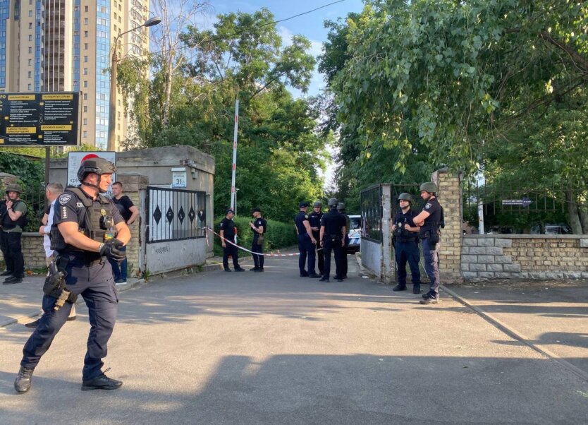 Глава МВД прокомментировал взрыв в Шевченковском суде Киева