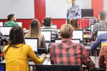 Гранты на обучение / Фото: Getty Images