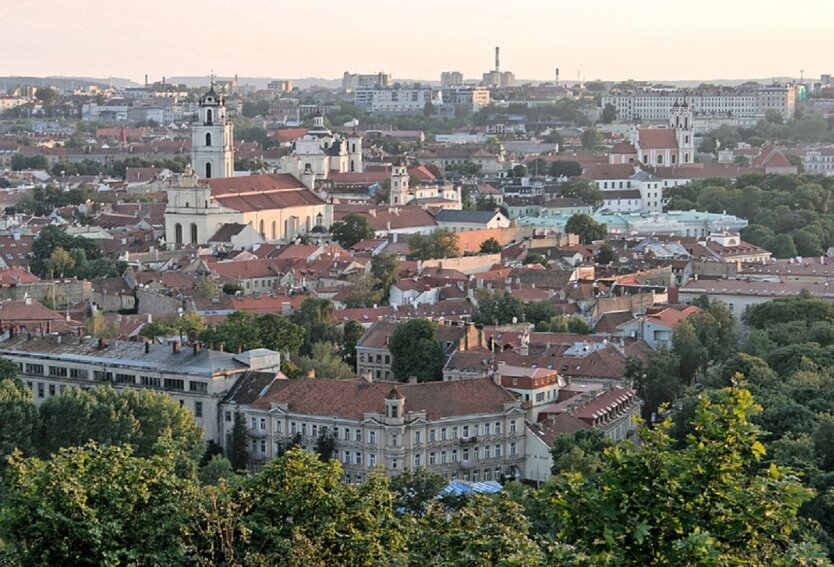 Нерухомість у Литві