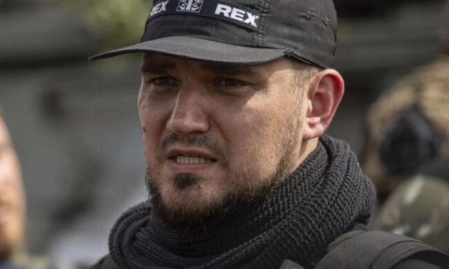 Денис Капустін