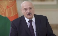 Лукашенко признался, как переболел COVID-19