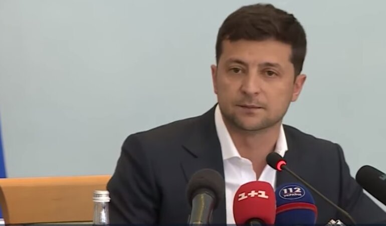 Владимир Зеленский, беды Украины, високосный год