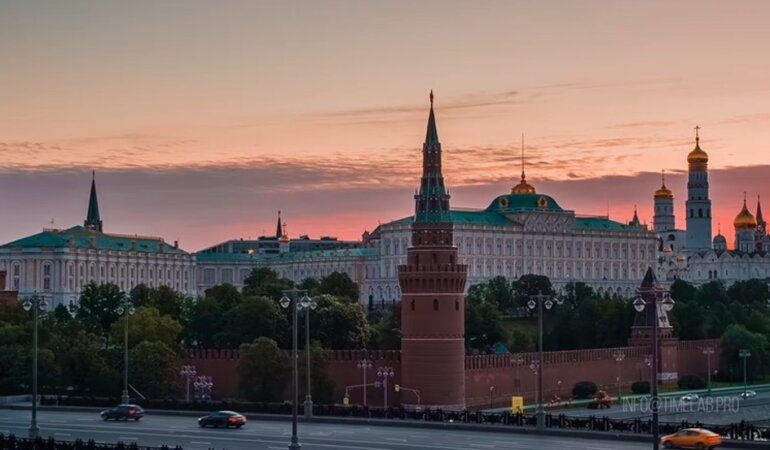 Кремль, Москва, его боятся в кремле, христензен