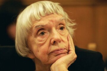 Людмила Алексеева