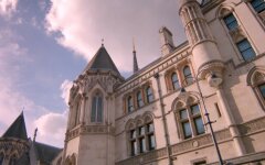 Апелляционный суд Парижа, Иск Ощадбанка к Сбербанку, Минюст России