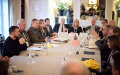 Владимир Зеленский и конгрессмены США в Мюнхене