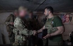 Владимир Зеленский на фронте, фото