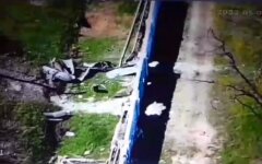 Бойцы АЗОВ минируют местность