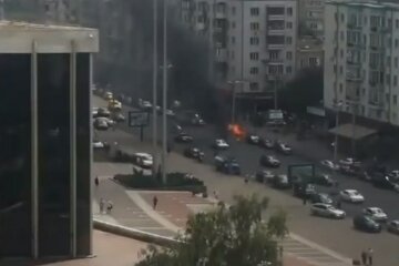 Пожар на Большой Васильковской,В центре Киева сгорел автомобиль,ЧП в Киеве