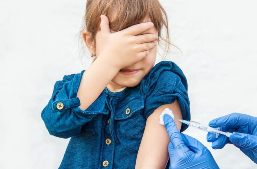 Вакцинация детей / Фото: Shutterstock