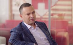 Владимир Поперешнюк, Новая почта, малые предприятия