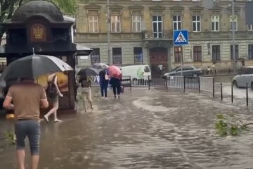 Дощі, похолодання, Україна