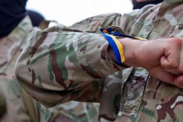 Добровольці із США