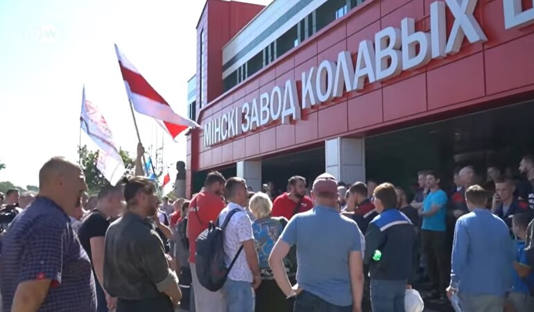 Протесты в Беларуси, работники радио, забастовка