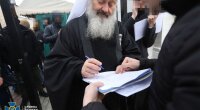 СБУ вручила подозрение Паше "Мерседесу", в роскошном особняке экс-настоятеля Лавры проходят обыски