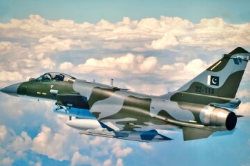 J-10C. Пакистан