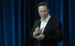Илон Маск, Neuralink, чип, робот