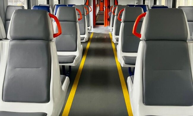 Модернізований електропоїзд