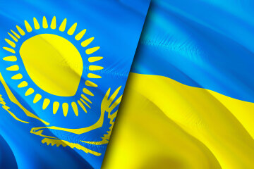 Казахстан и Украина. Флаги