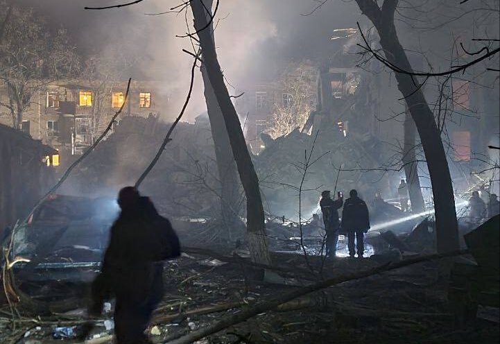 Ракетный обстрел Краматорска, разрушение дома