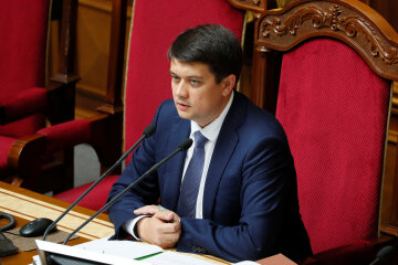 Dmytro Razumkov attends the first session of newly-elected parliament in Kiev