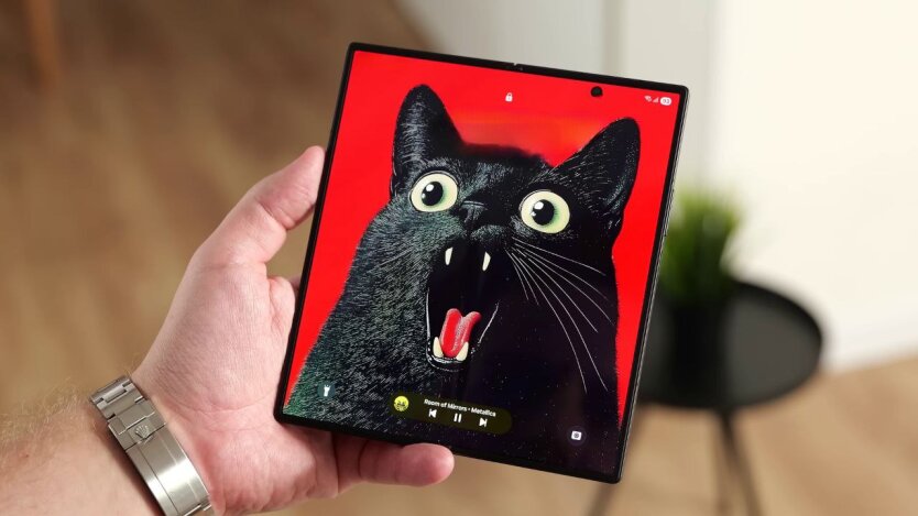 Реєстрація смартфона Samsung Galaxy Z Fold 7