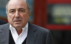 420a52bdeeb0691e49a8aa835ab6695b-big