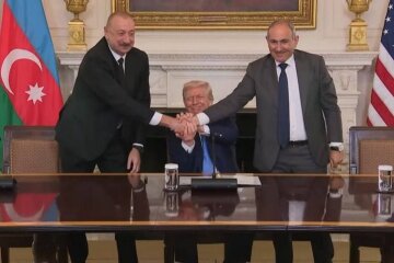 Дональд Трамп, Ільхам Алієв і Нікол Пашинян