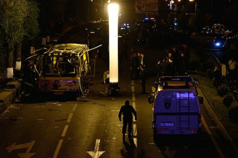 взрыв автобуса в Ереване