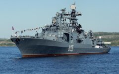 В Баренцевом море пылает российский большой противолодочный корабль "Адмирал Левченко"