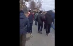 На Черниговщине украинцы голыми руками выдворили танк оккупантов
