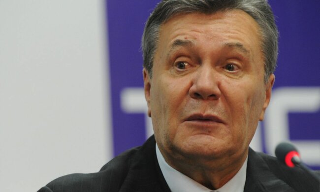 Виктор Янукович,Михаил Саакашвили,знак для Януковича,президент Виктор Янукович